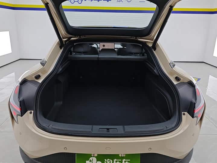 Фото 4 - XPeng Mona M03