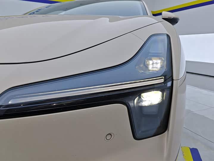 Фото 5 - XPeng Mona M03