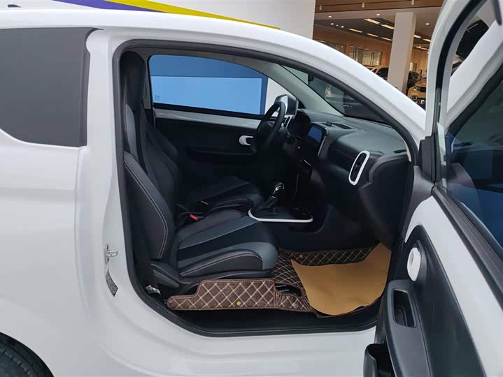 Фото 8 - Roewe Clever