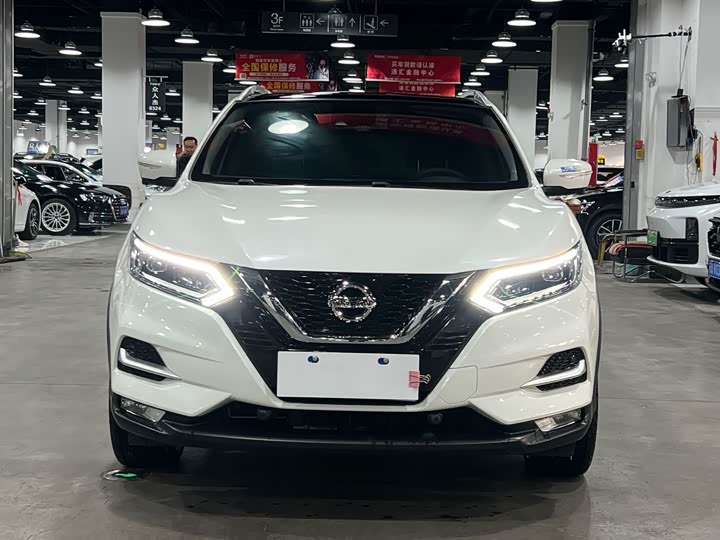 Фото 1 - Nissan Qashqai