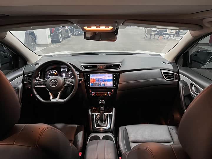 Фото 9 - Nissan Qashqai