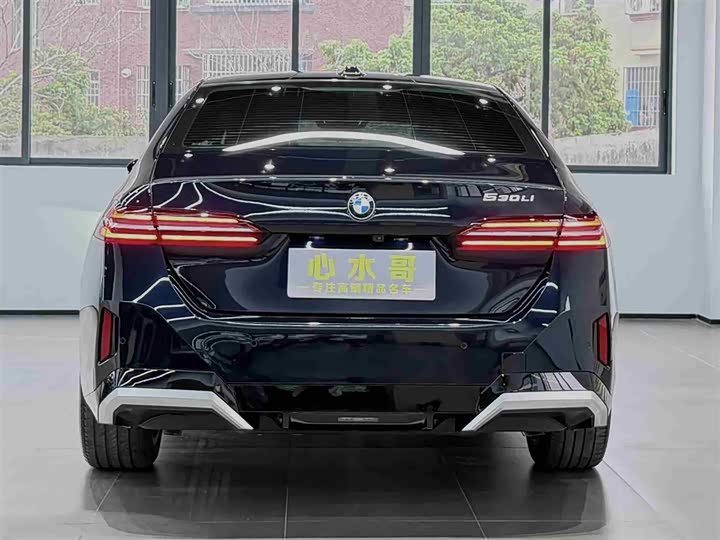 Фото 5 - BMW 5 Series