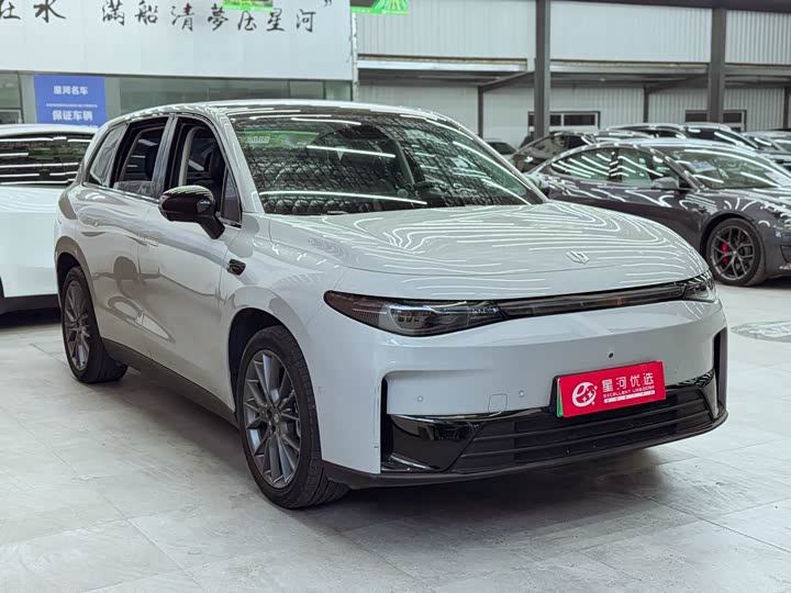 Фото 3 - Leapmotor C10