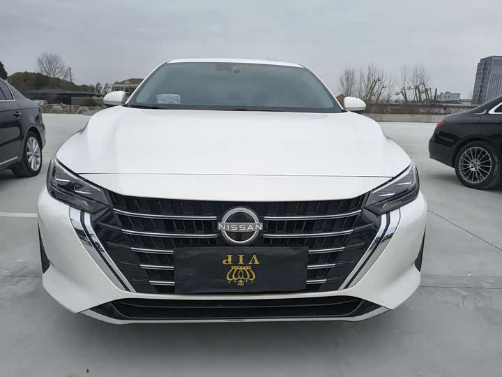 Фото 1 - Nissan Sylphy