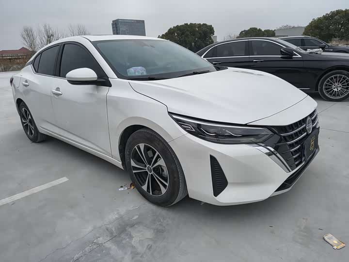 Фото 3 - Nissan Sylphy