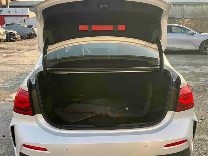 Фото 6 - BMW 1 Series