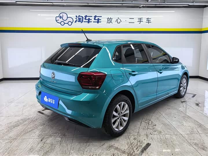 Фото 3 - Volkswagen Polo