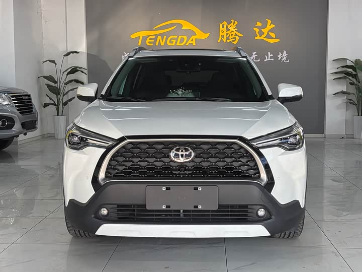 Фото 2 - Toyota Corolla Cross