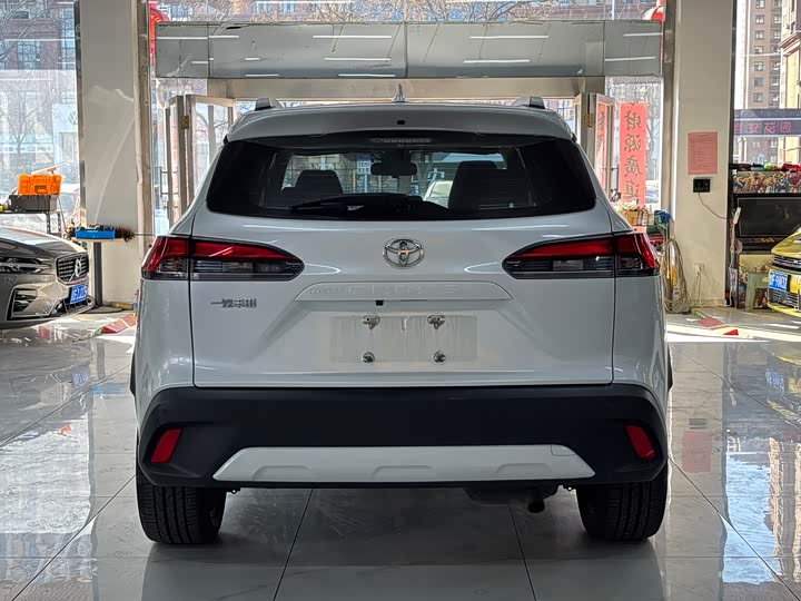 Фото 4 - Toyota Corolla Cross