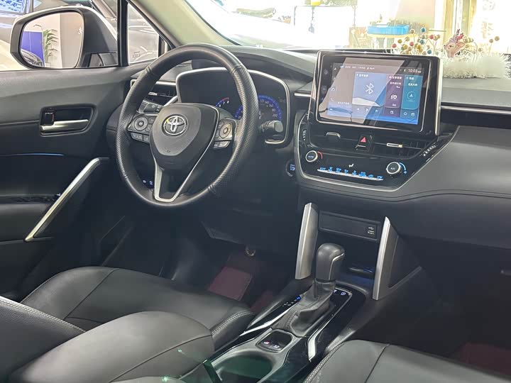 Фото 7 - Toyota Corolla Cross