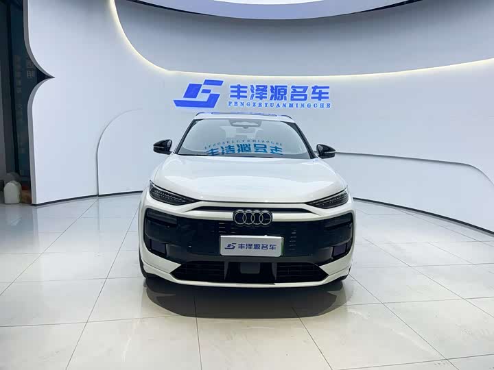 Фото 3 - Audi Q6L e-tron