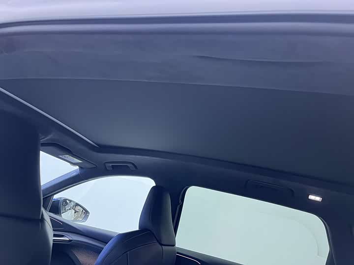 Фото 9 - Audi Q6L e-tron