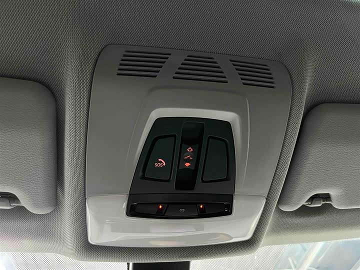 Фото 9 - BMW 1 Series