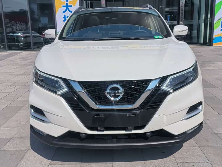 Фото 2 - Nissan Qashqai