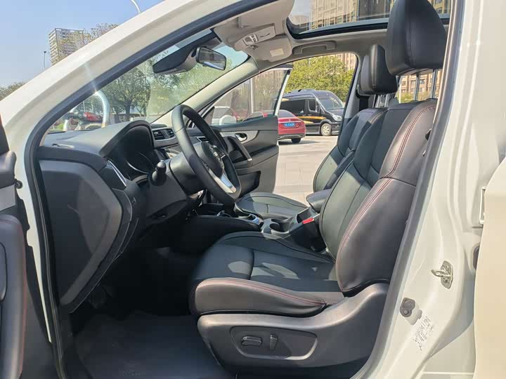 Фото 5 - Nissan Qashqai