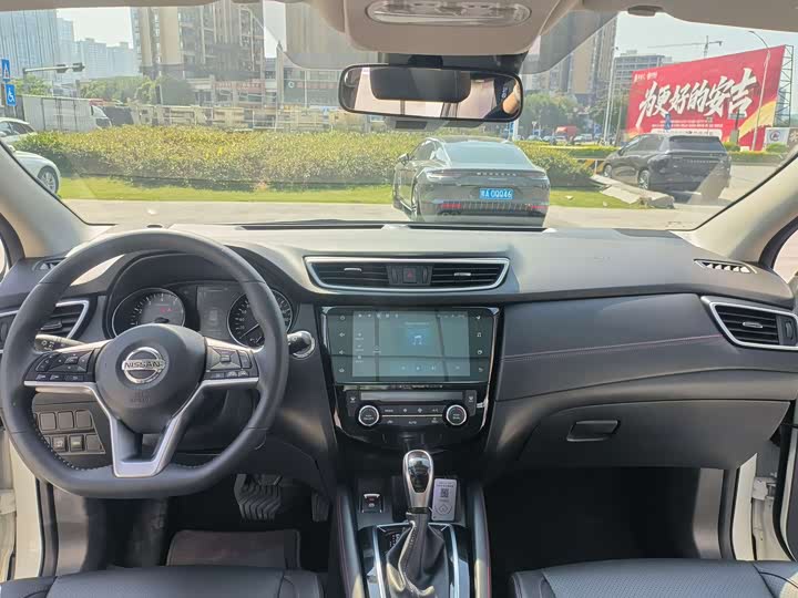 Фото 7 - Nissan Qashqai