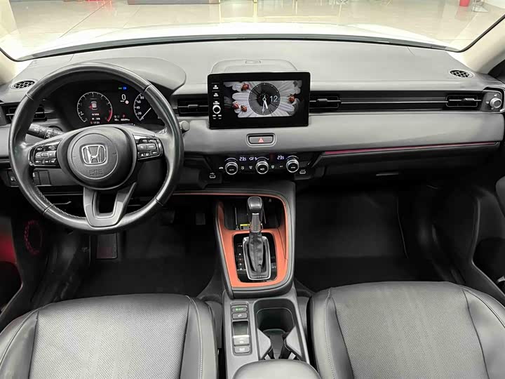 Фото 2 - Honda Vezel