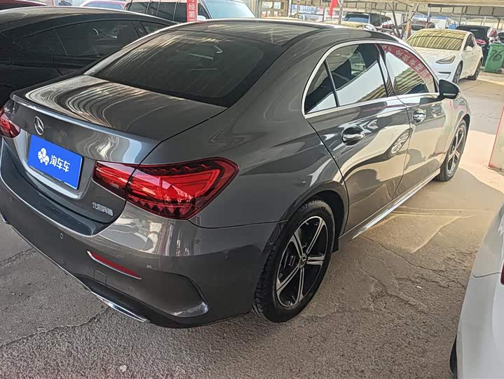 Фото 3 - Mercedes-Benz A-Class