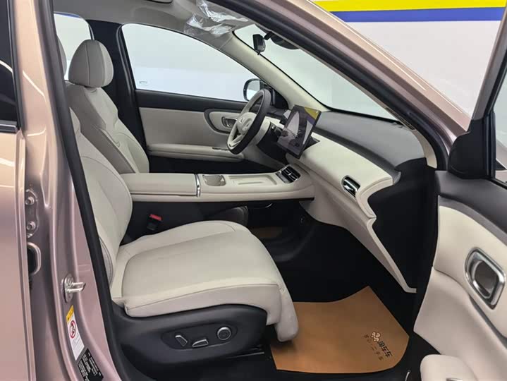 Фото 8 - Changan Qiyuan (Nevo) Q05