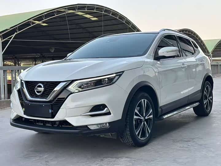 Фото 1 - Nissan Qashqai