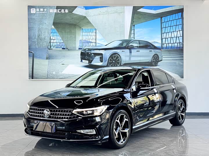 Фото 1 - Volkswagen Magotan