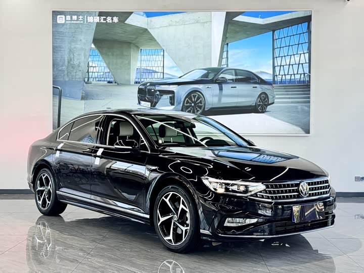 Фото 3 - Volkswagen Magotan