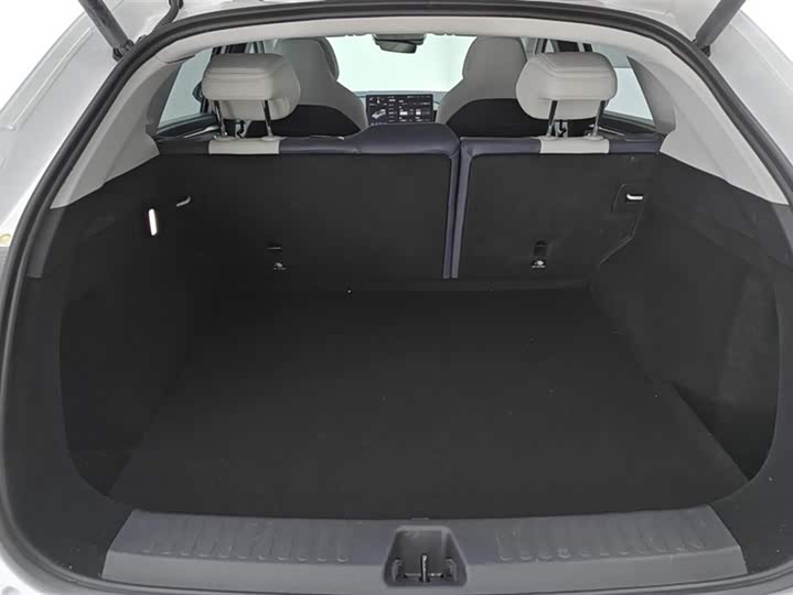 Фото 4 - BAIC Arcfox Alpha T5