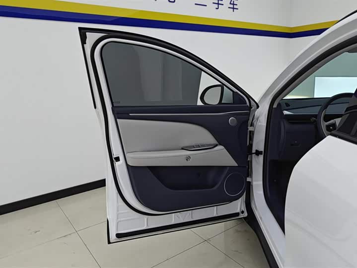 Фото 7 - BAIC Arcfox Alpha T5