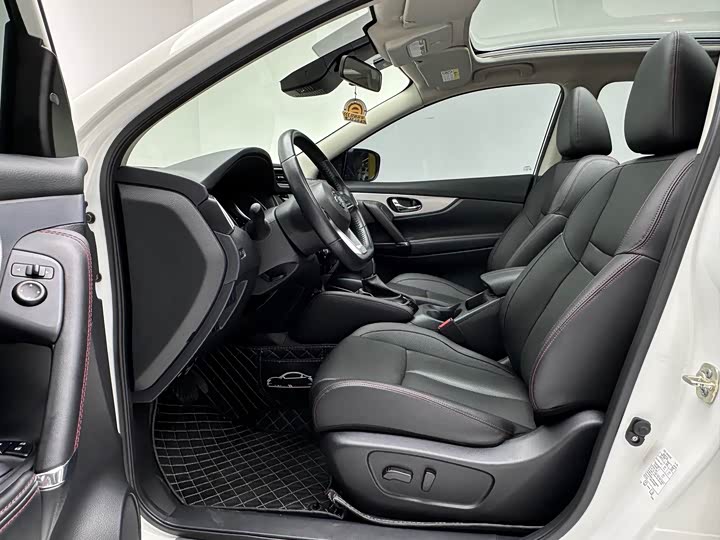 Фото 7 - Nissan Qashqai