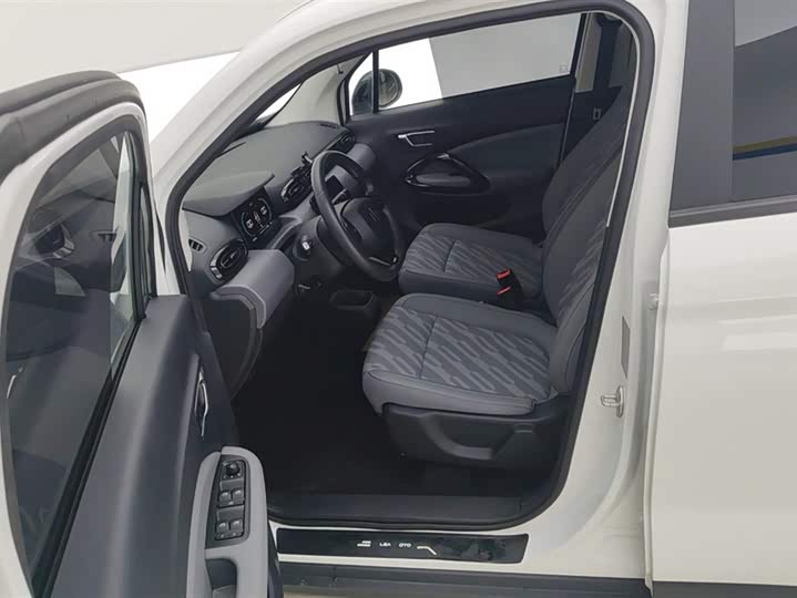 Фото 9 - Leapmotor T03