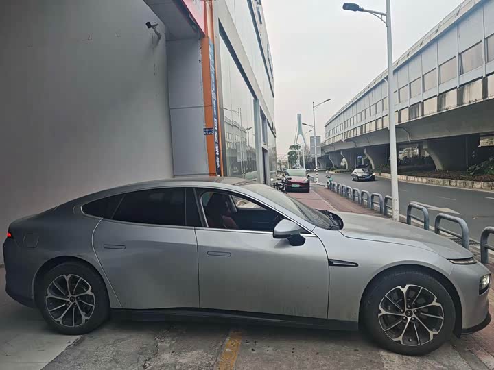 Фото 5 - XPeng P7