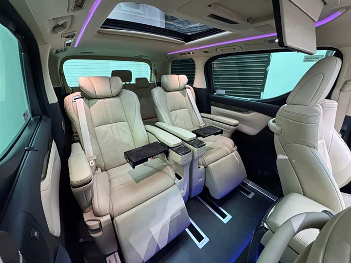 Toyota Alphard 2021 2021款 双擎 2.5L 尊贵版