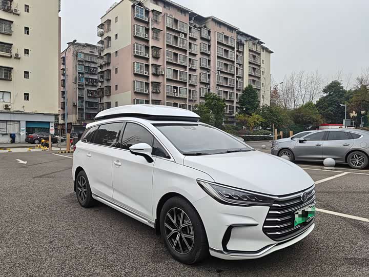 Фото 3 - BYD Song Max Hybrid