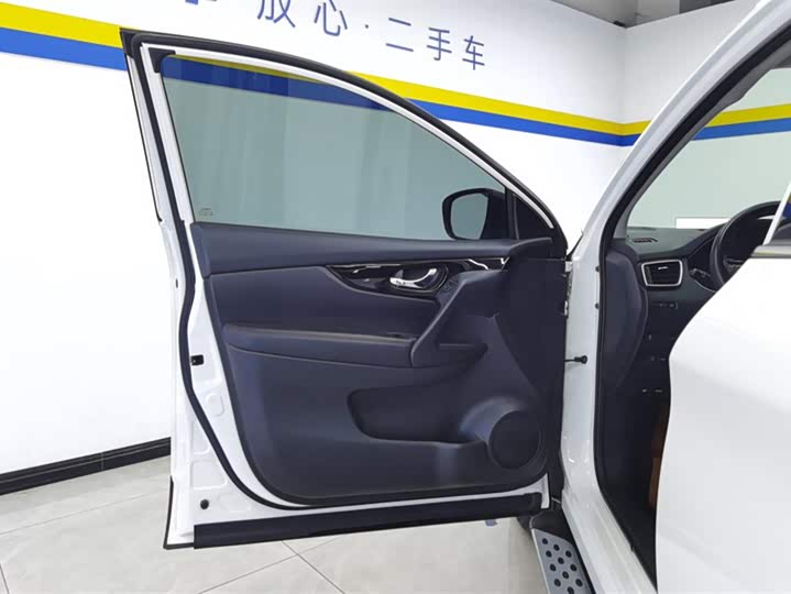 Фото 7 - Nissan Qashqai