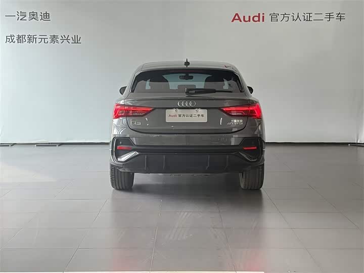 Фото 5 - Audi Q3 Sportback