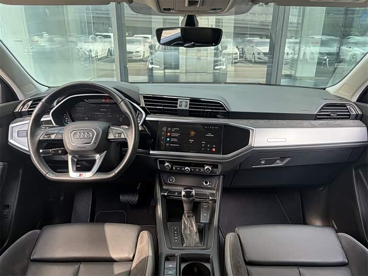 Фото 6 - Audi Q3 Sportback