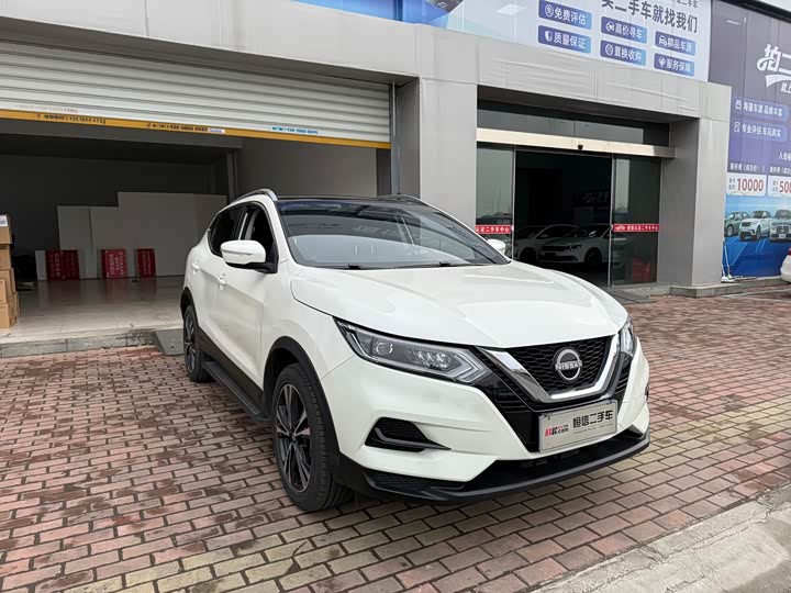 Фото 3 - Nissan Qashqai