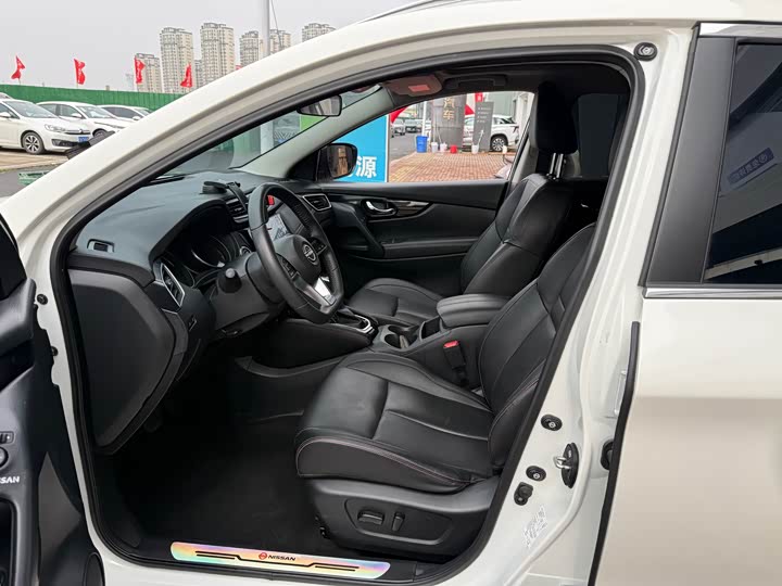 Фото 5 - Nissan Qashqai