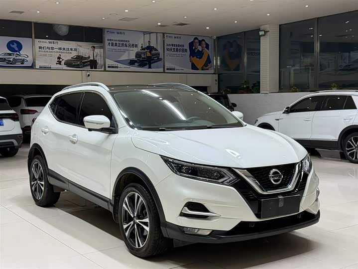 Фото 3 - Nissan Qashqai