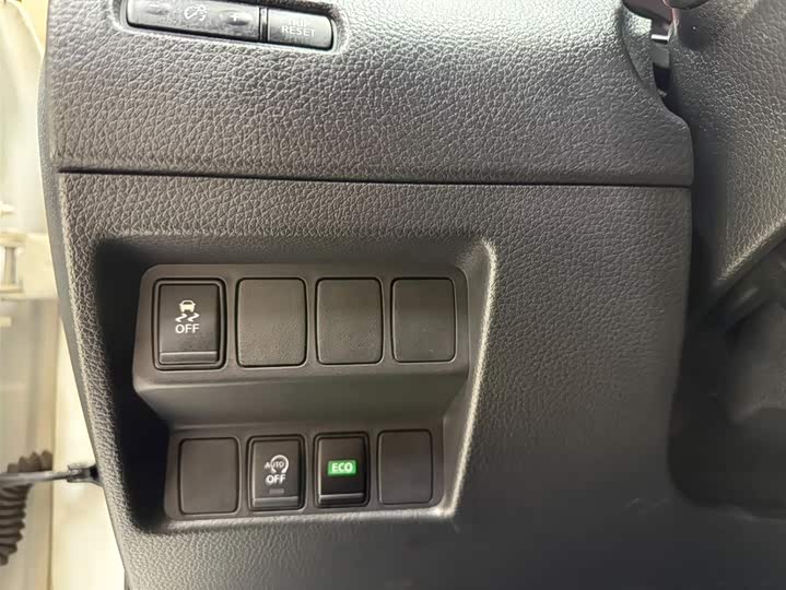 Фото 9 - Nissan Qashqai