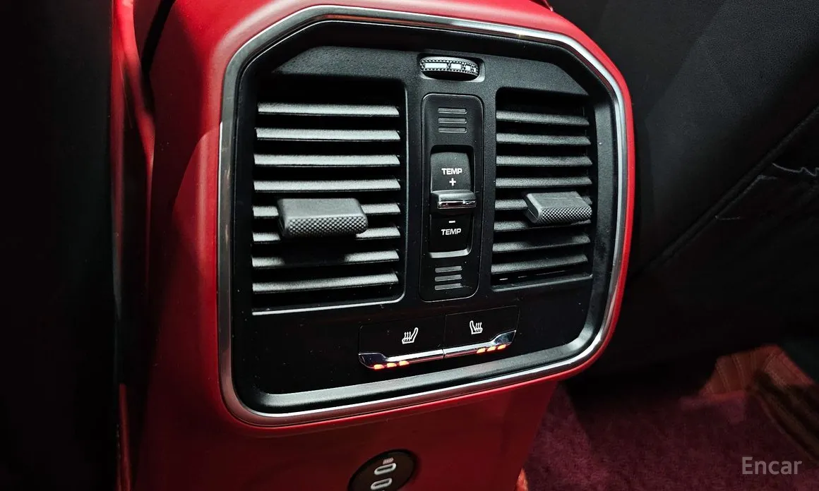 Фото 19 - Porsche Macan