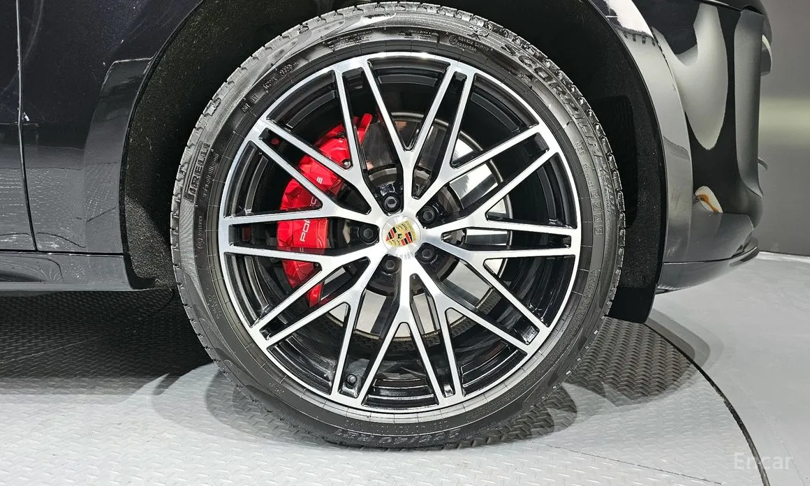 Фото 5 - Porsche Macan