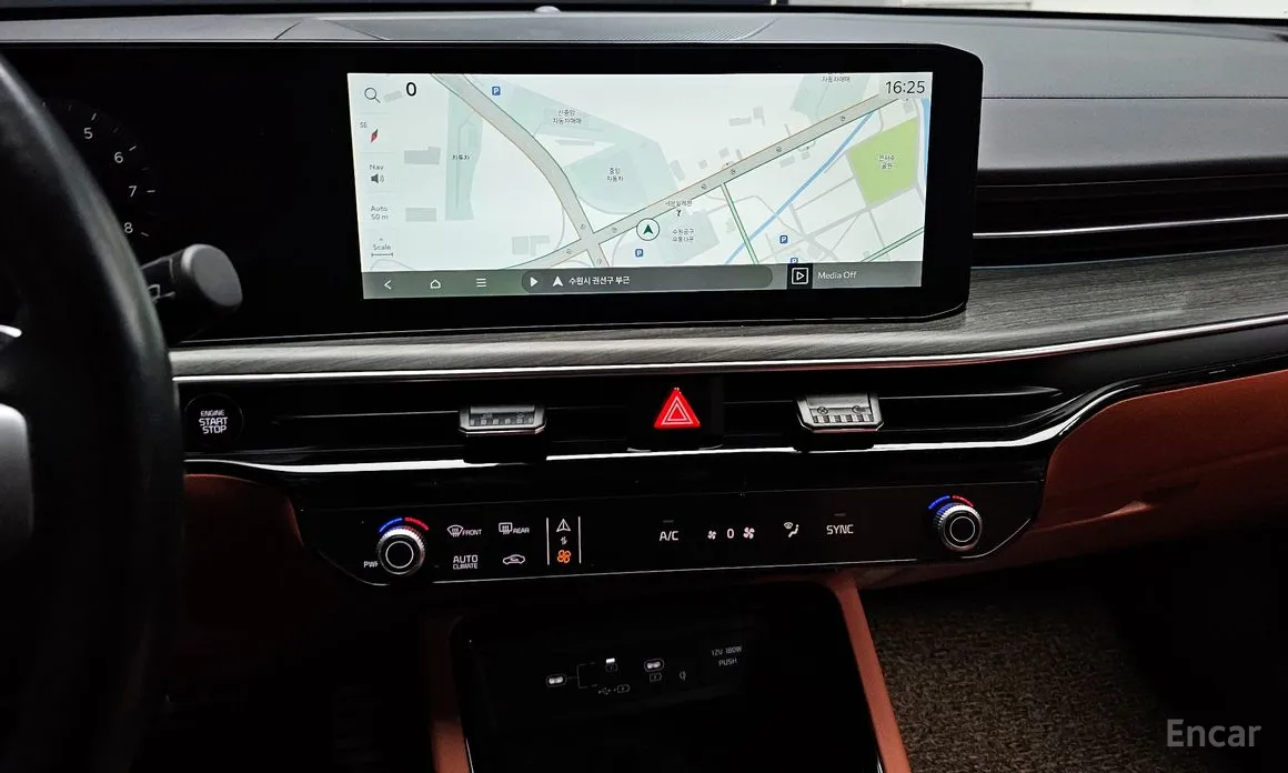 Фото 14 - Kia K5