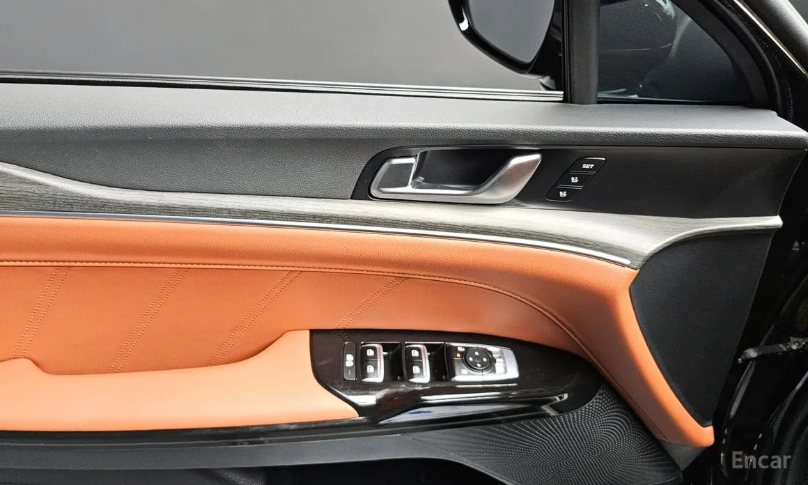 Фото 17 - Kia K5