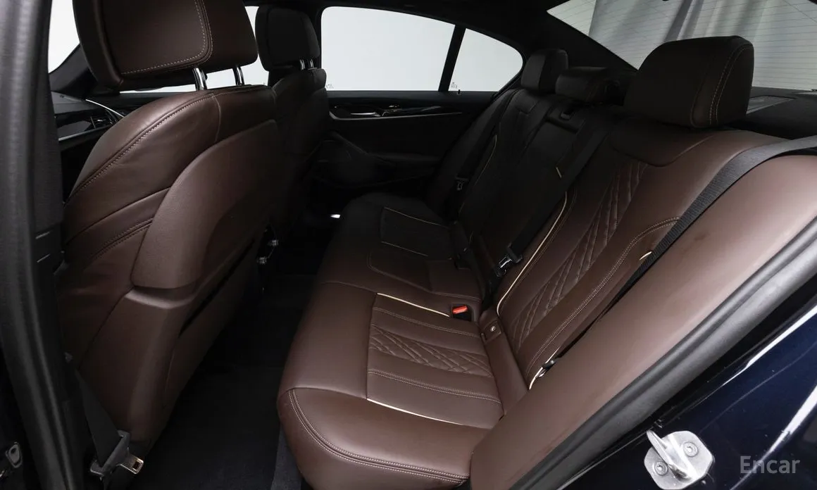 Фото 10 - BMW 5 Series