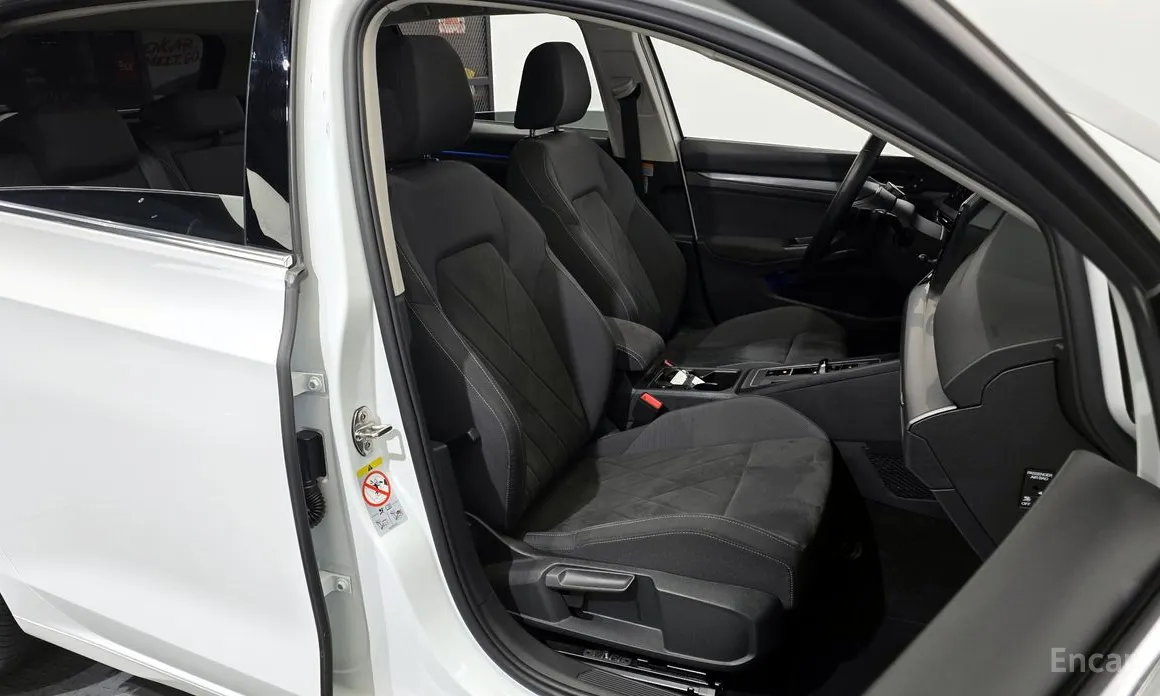 Фото 12 - Volkswagen Golf