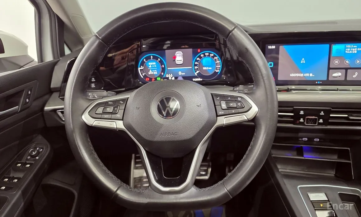 Фото 13 - Volkswagen Golf