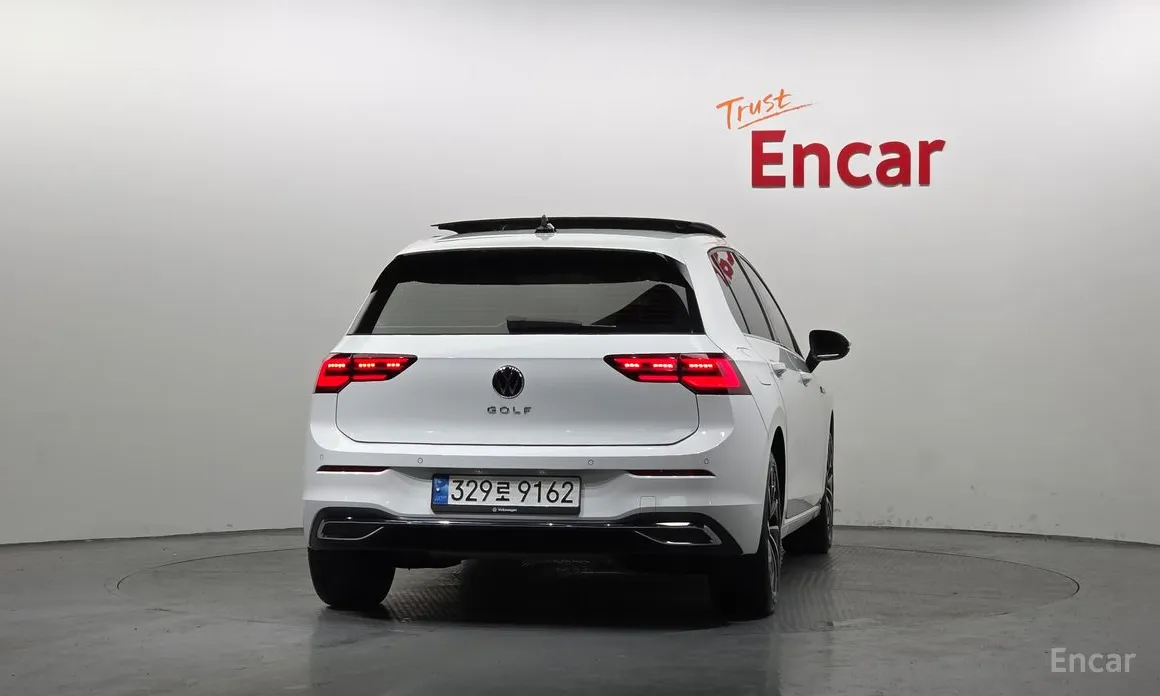 Фото 4 - Volkswagen Golf