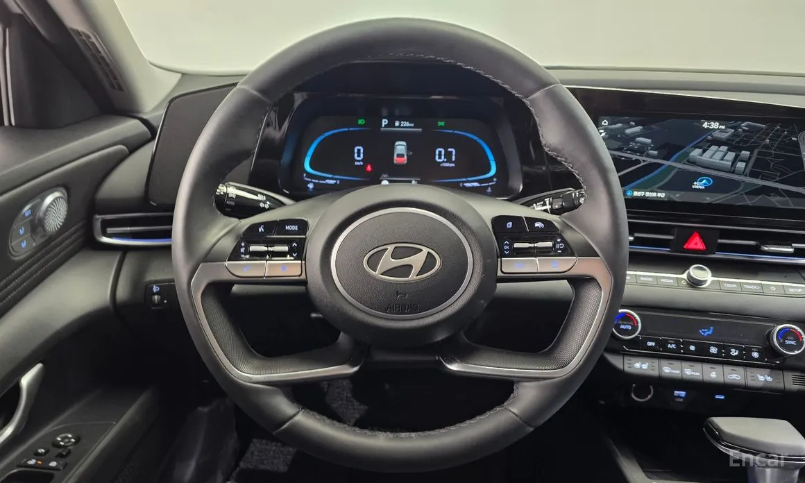 Фото 13 - Hyundai Avante