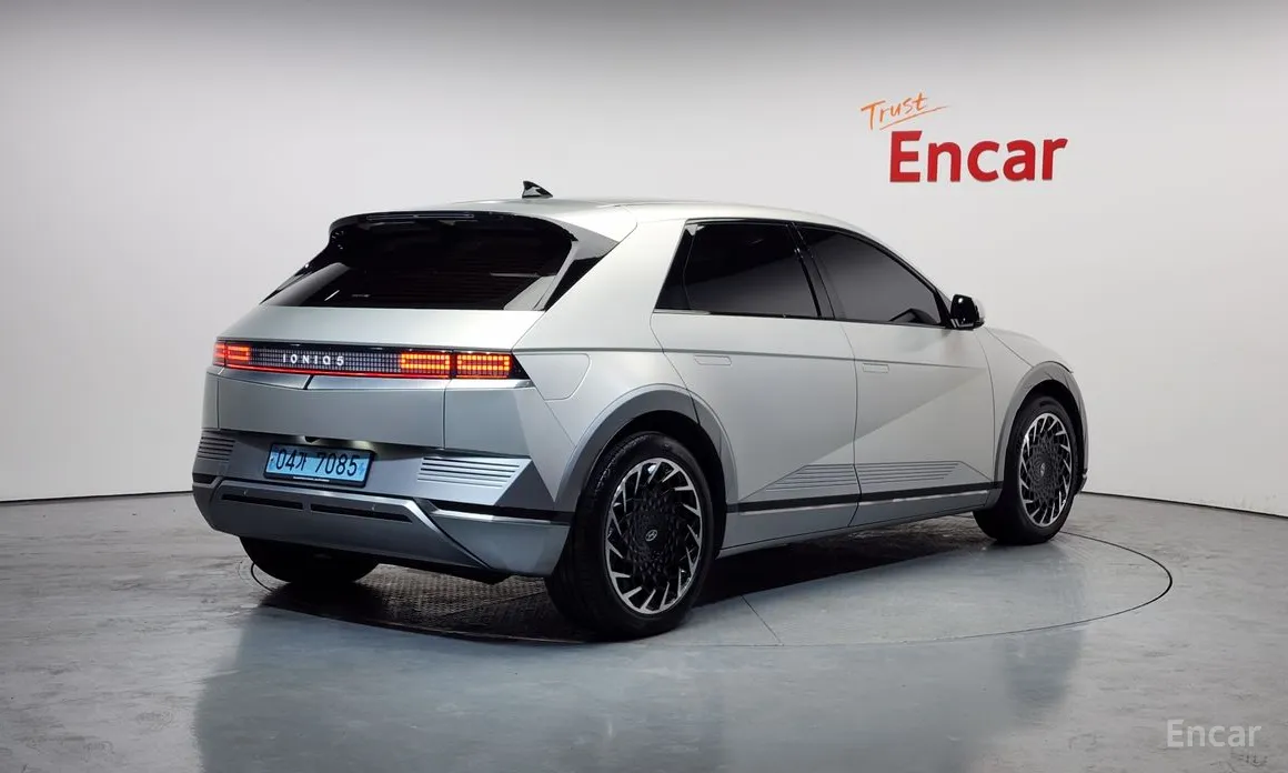 Фото 2 - Hyundai Ioniq 5